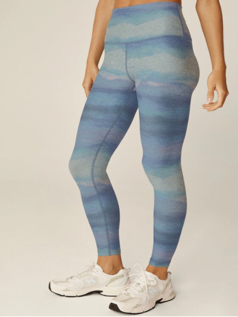 NWT Beyond Yoga SoftMark High
Waisted Legging in Blue Waves